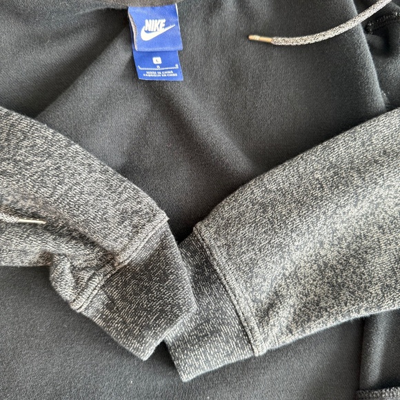 zip up sweatshirt - Picture 4 of 4